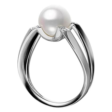 Elegant Simplicity: Mikimoto's Nautical Spell Cultured Pearls